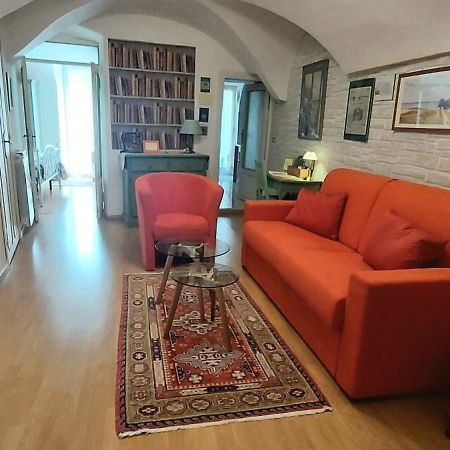 Suite-Appartamento-Del B&B Dei Doria ドルチェアックア エクステリア 写真
