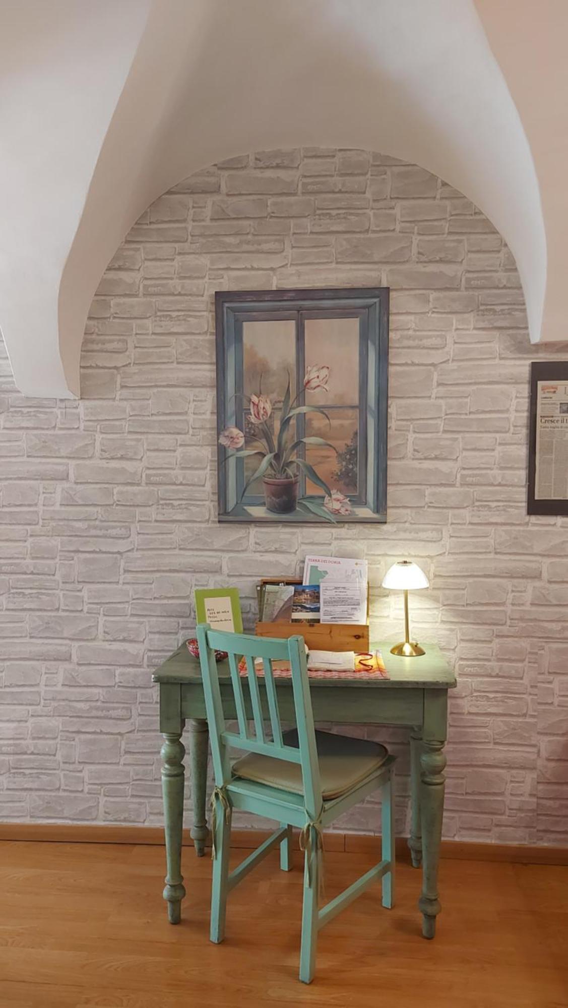 Suite-Appartamento-Del B&B Dei Doria ドルチェアックア エクステリア 写真